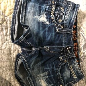 Rock Revival shorts size 25